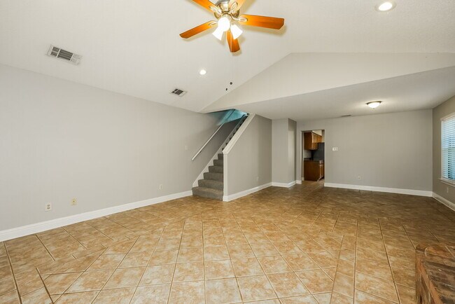 Building Photo - 3907 Wentworth Dr