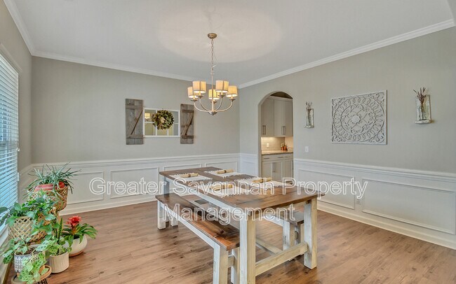 Building Photo - 224 Willow Point Cir