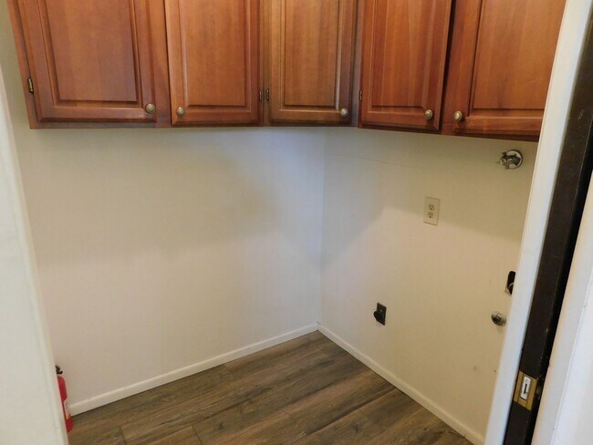 Building Photo - Duplex in the Redlands