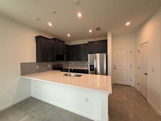 Building Photo - 4196 Sadler Rd