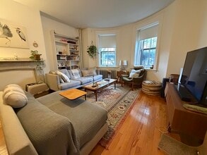 Building Photo - 658 Tremont St