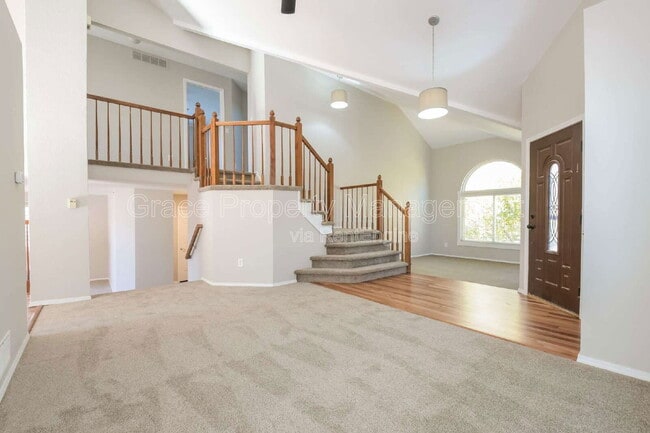 Building Photo - 10924 W 100th Dr