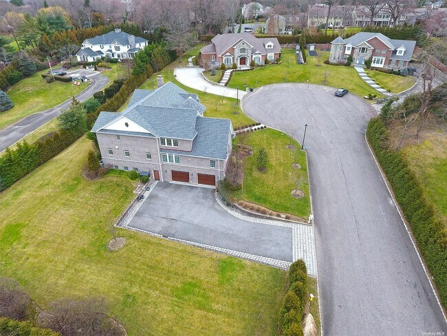 Building Photo - 2 Gabrielli Ct