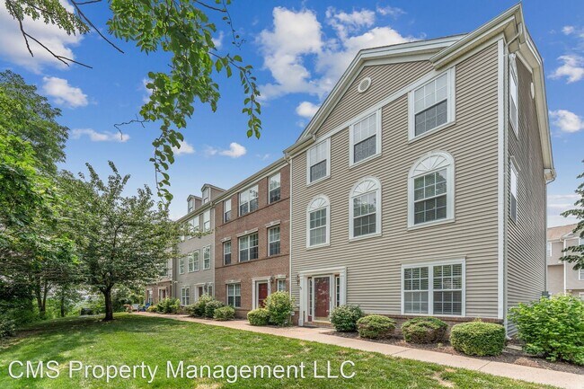 Building Photo - 3 br, 2.5 bath House - 42 Rojewski Way