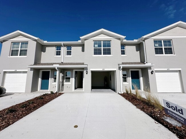 Building Photo - 672 Moscato Dr