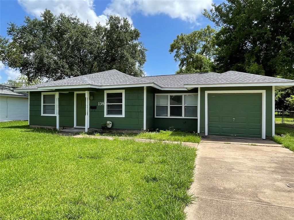 138 Laurel St, Lake Jackson, TX 77566 House Rental in Lake Jackson