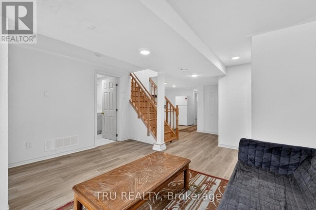 Photo du bâtiment - 1263 Maitland Ave