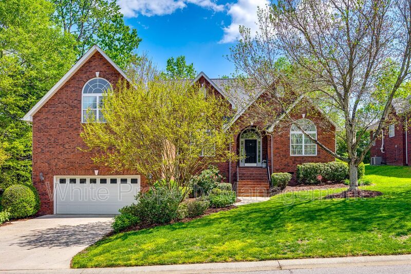 Foto principal - 1126 Blowing Rock Cove