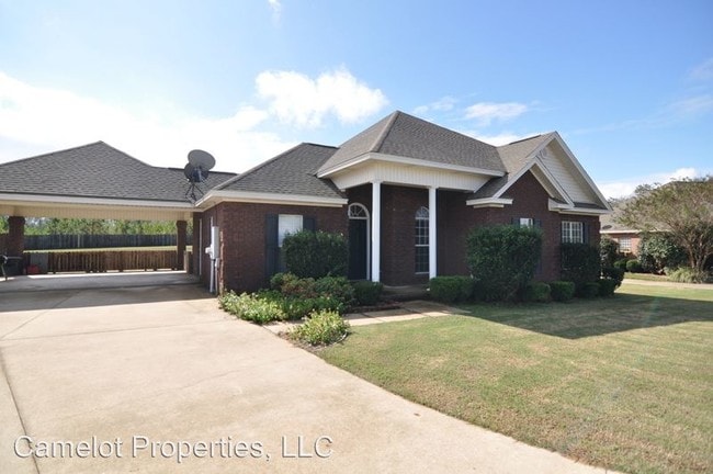 Building Photo - 3 br, 2 bath House - 151 Autumn Trail