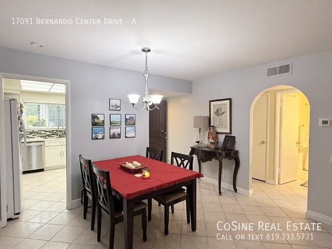 Foto del edificio - 17091 Bernardo Center Dr