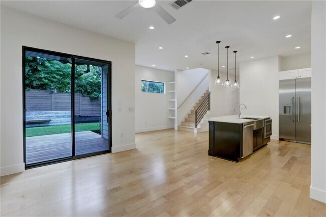 Foto del edificio - 2711 S 5th St