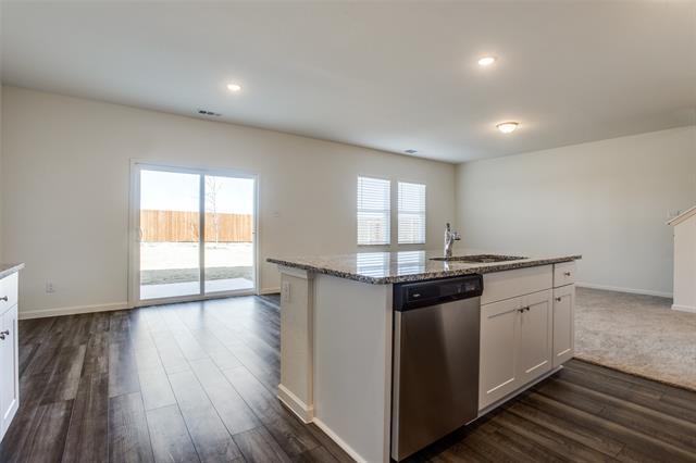 Foto del edificio - 622 Colgate Cir