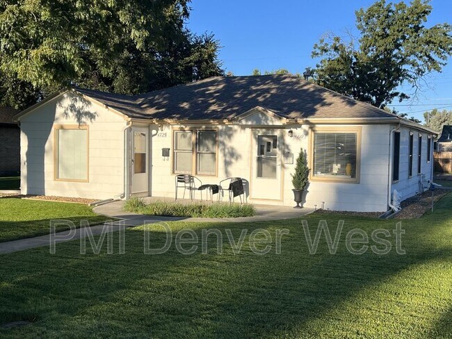 Foto del edificio - 4725 S Pearl St