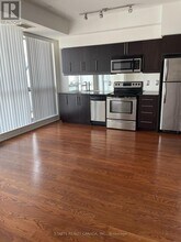 Building Photo - 2885 Bayview Ave