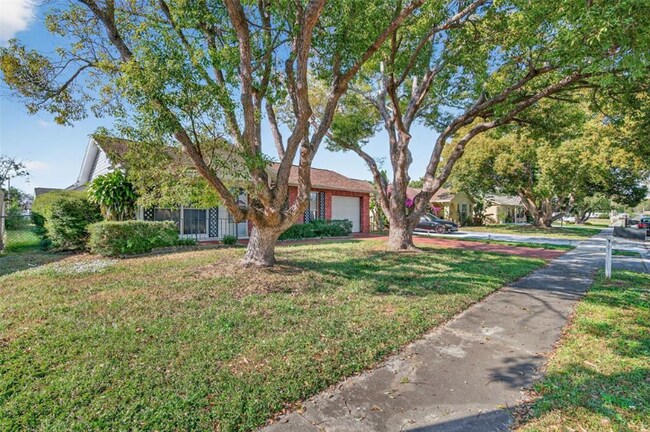 Foto del edificio - 3123 Lodi Dr