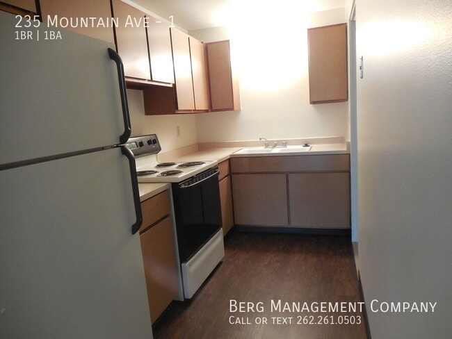 Building Photo - 235 Mountain Ave
