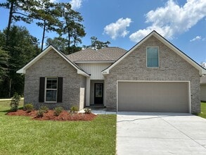 Building Photo - 41386 Rosewood Ln