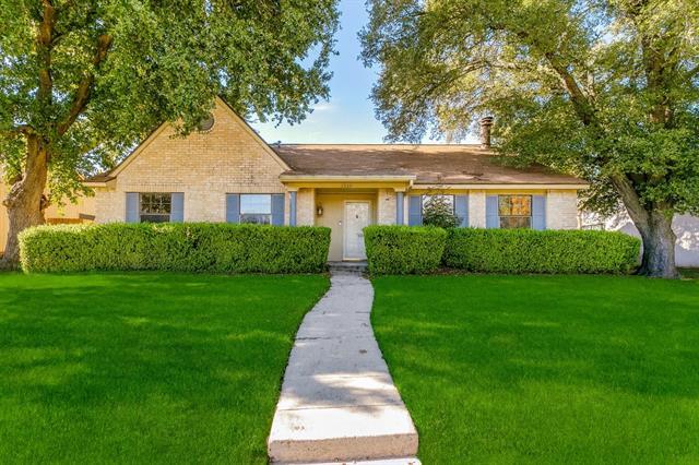 Foto principal - 3929 Commonwealth Dr