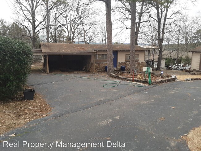 Foto del edificio - 2 br, 1 bath House - 75 Walnut Street