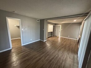Building Photo - 7900 Brookriver Dr