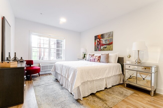 Interior Photo - Lakeside Residence