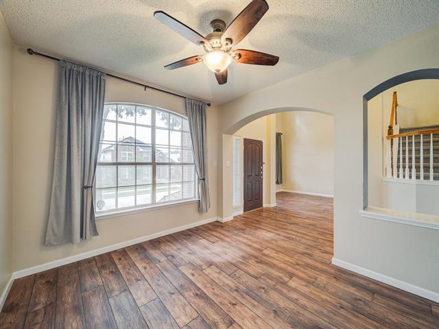 Building Photo - 1416 Sunshine Dr