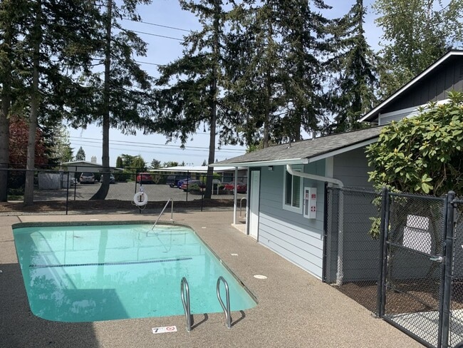 Foto del edificio - Silverwood Park Apartments