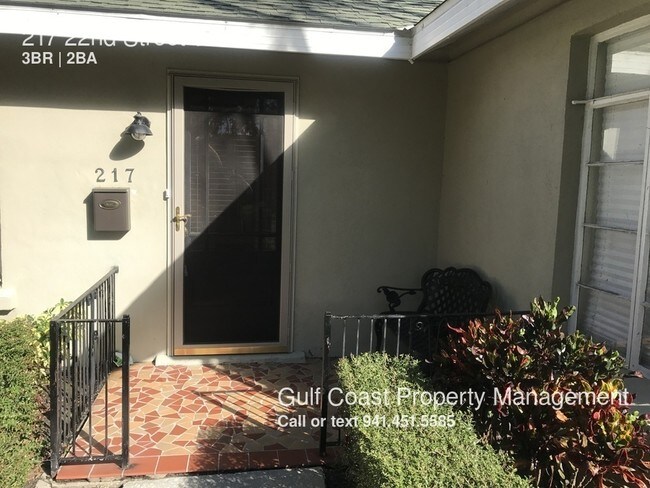 Foto del edificio - 217 22nd Street Ct NE