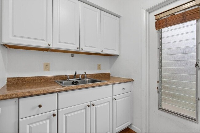 Foto del edificio - 2115 NE 42nd Ct