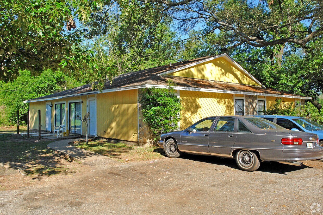Building Photo - 50 Burgess Rd