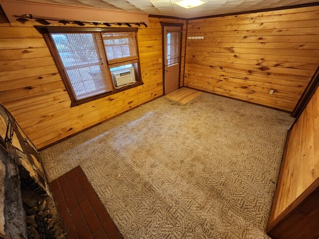 Building Photo - 18745 CR 3460