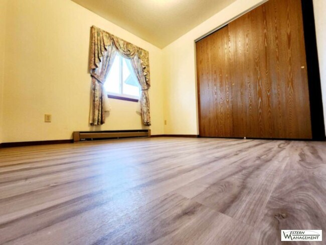 Foto del edificio - Single Family AND Pet Friendly!!
