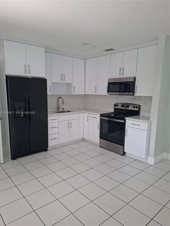 Foto del edificio - 1814 SW 97th Terrace