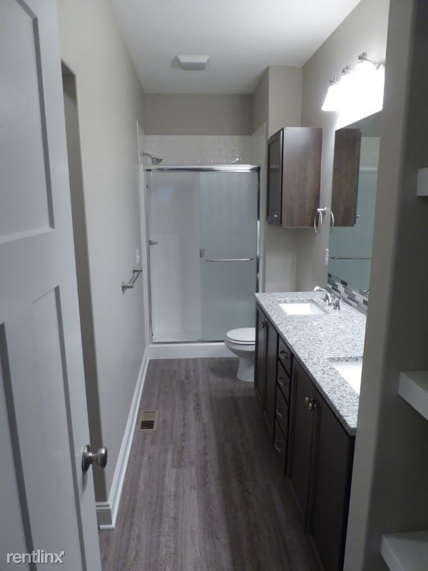Building Photo - 2136 E Village Estates Ct