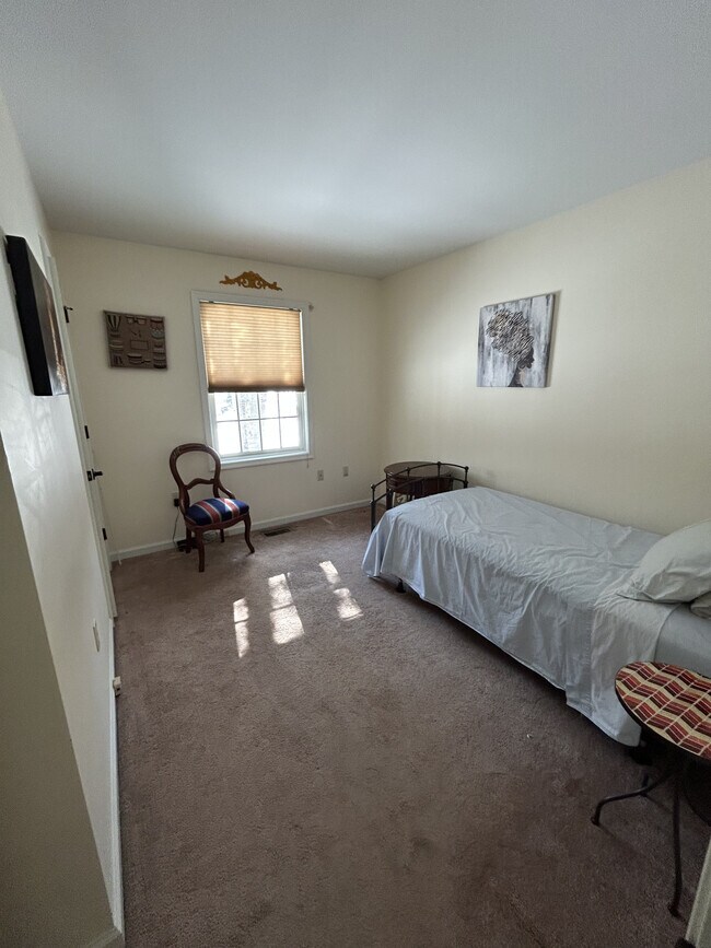 Foto del edificio - 3122 Robert David Dr