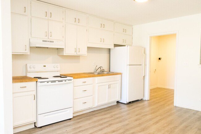 Foto del edificio - 4041 Arbor Pl Ln