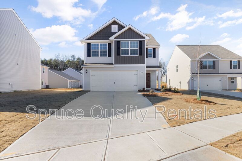 Foto principal - 2105 Briar Run Dr