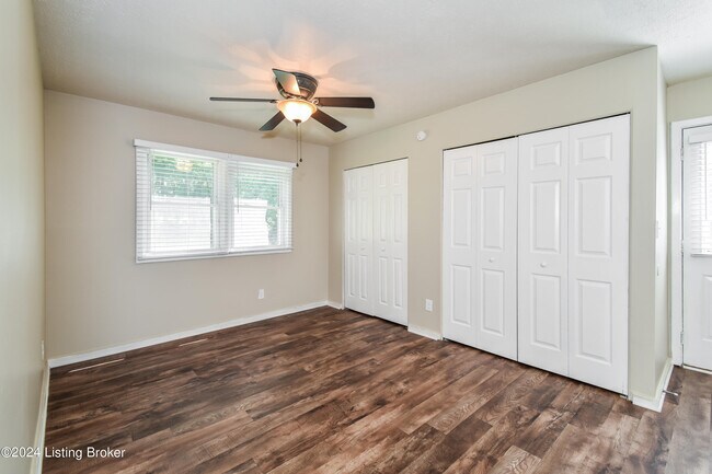 Building Photo - 5007 Invicta Dr