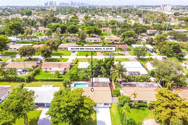 Foto del edificio - 460 NW 88th Terrace