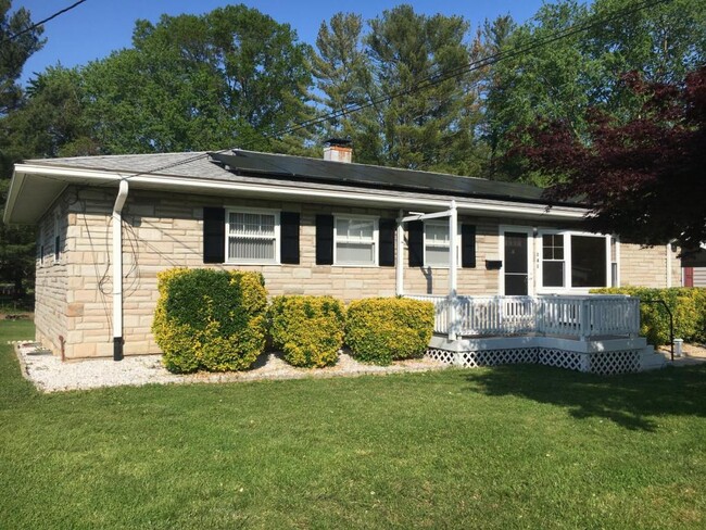 Building Photo - 141 McCormick Road
