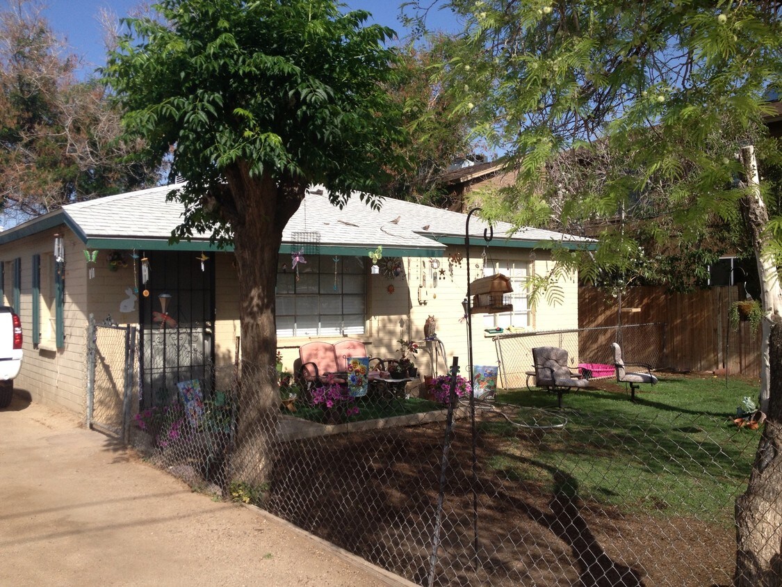 Building Photo - 7154 N 53rd Ave