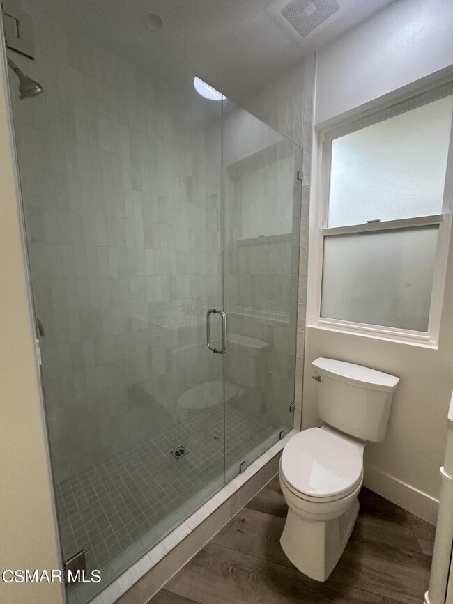 Building Photo - 2796 N Dalenhurst Pl