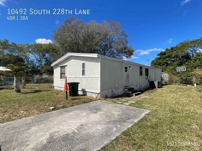 Foto del edificio - 10492 S 228th Ln