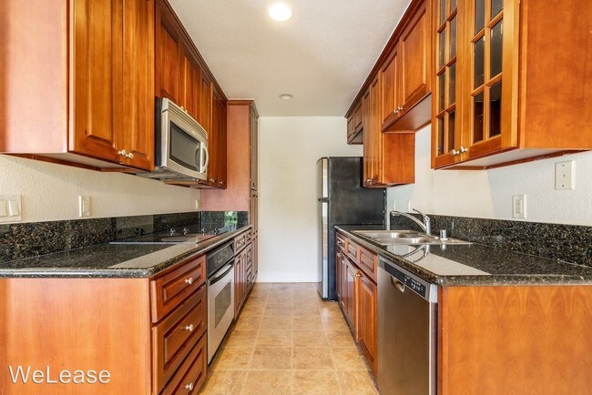 Building Photo - 1 br, 1 bath House - 3110 Via Alicante Unit D