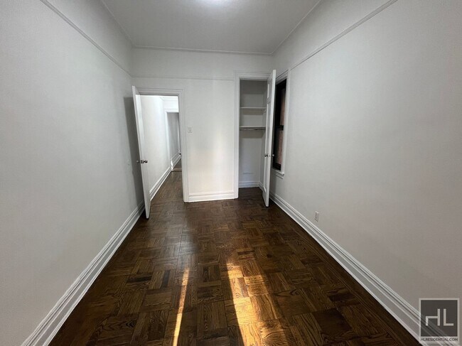 Foto del edificio - EAST 88 STREET