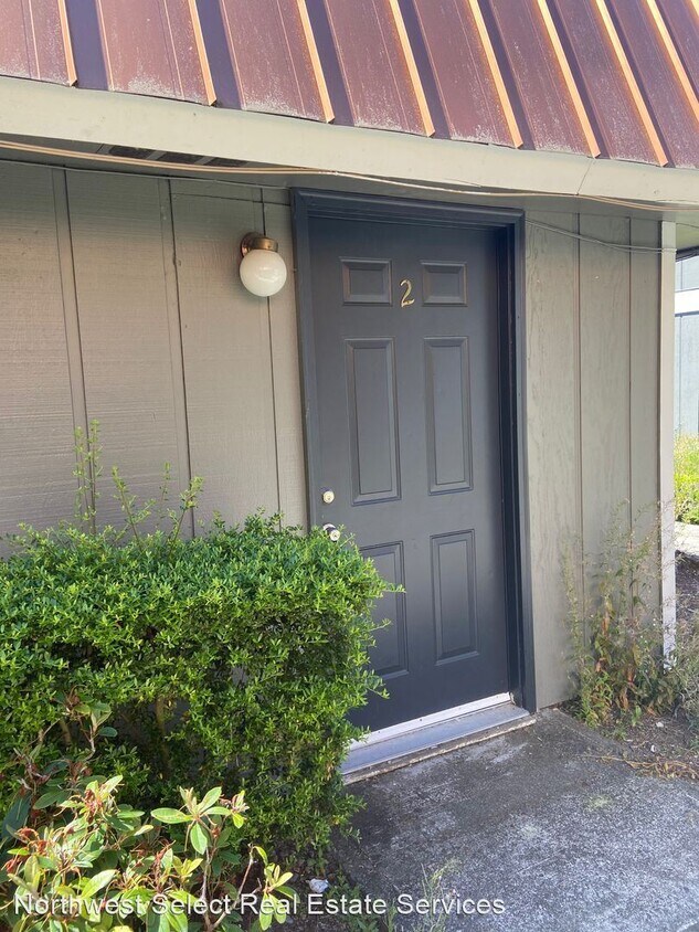 Primary Photo - 10226 SE 6th St