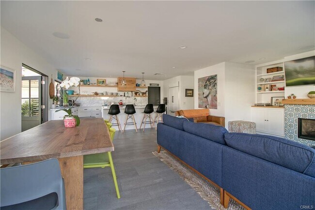 Building Photo - 246 Orange St