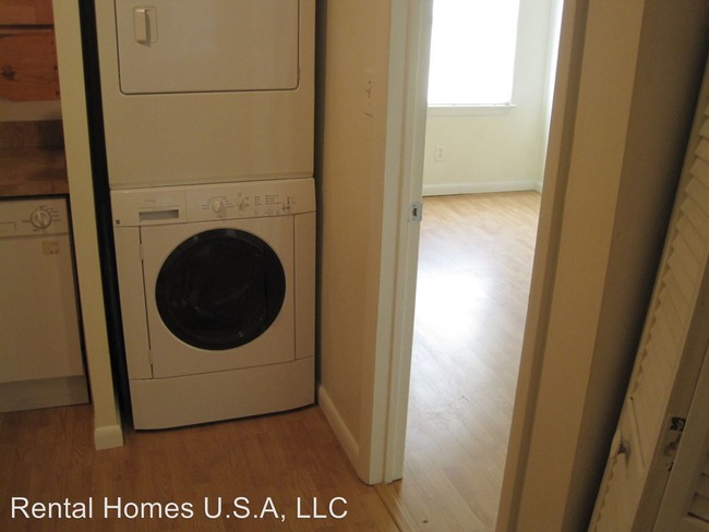 Building Photo - 1 br, 1 bath House - 598 Pinewood Drive #104