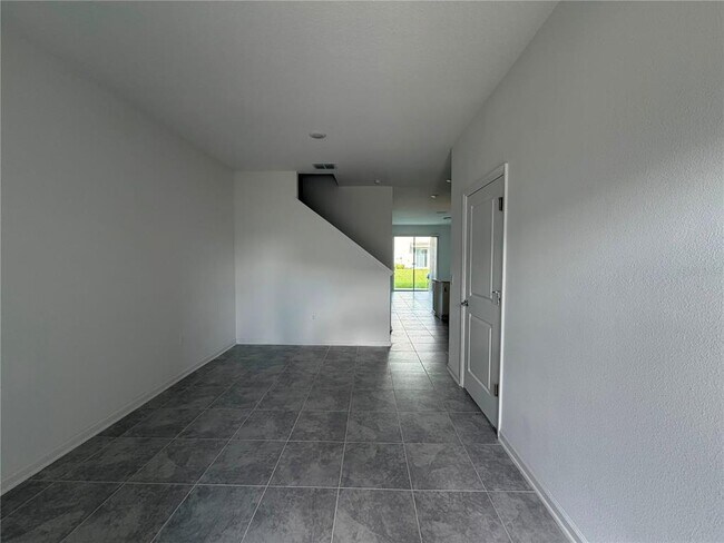 Foto del edificio - 6063 Peaceful Pk Wy