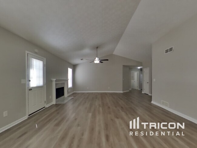 Building Photo - 4199 New Towne Dr